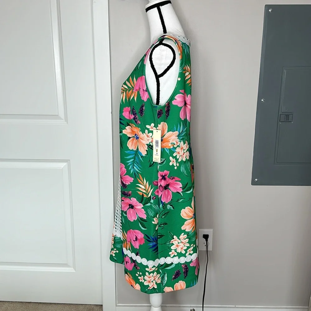 Eliza J Floral Mini Dress NWT - Picture 2 of 9